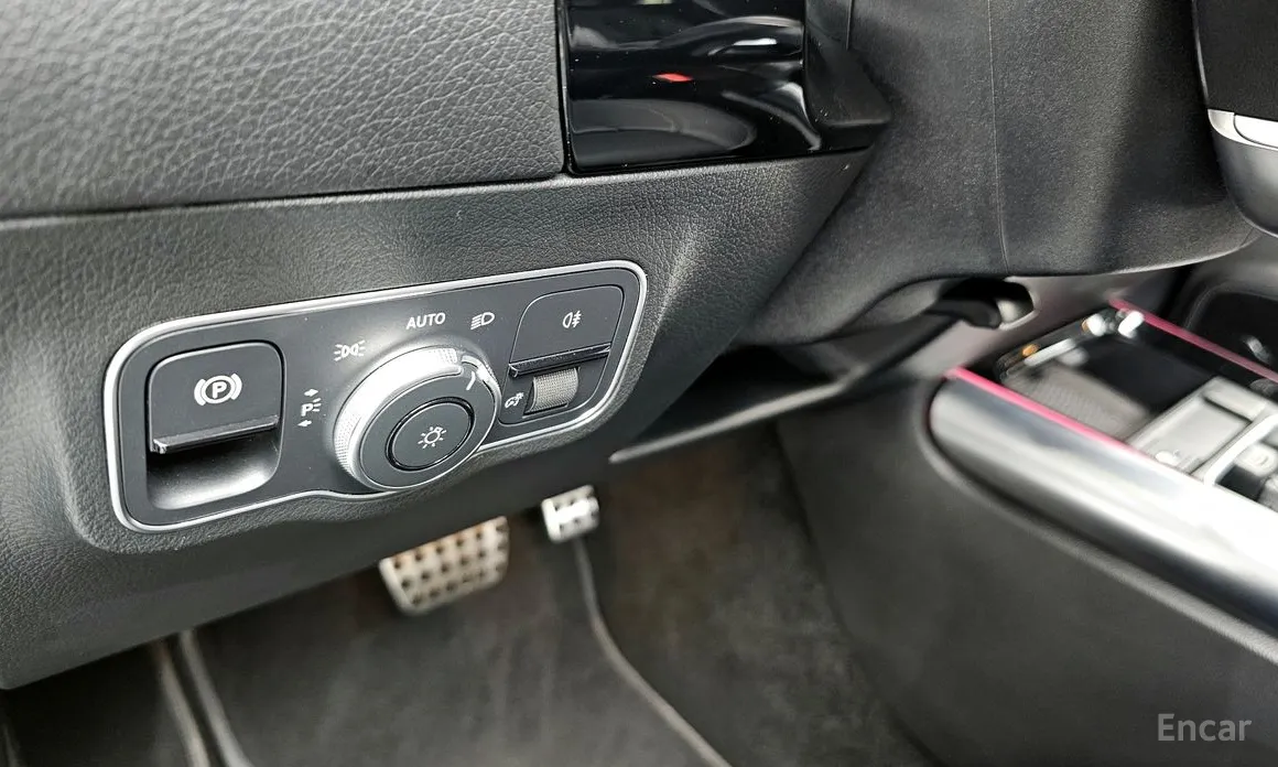 Фото 14 - Mercedes-Benz EQA