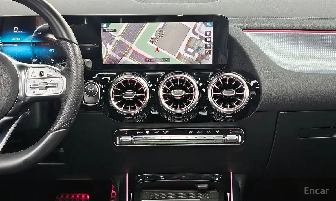 Фото 19 - Mercedes-Benz EQA