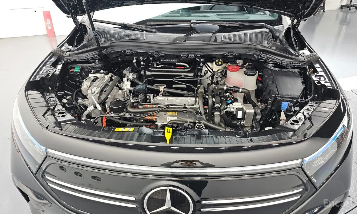 Фото 6 - Mercedes-Benz EQA