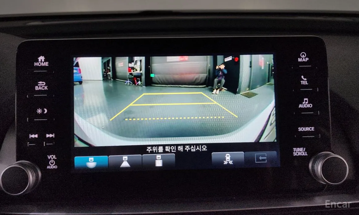 Фото 16 - Honda Accord