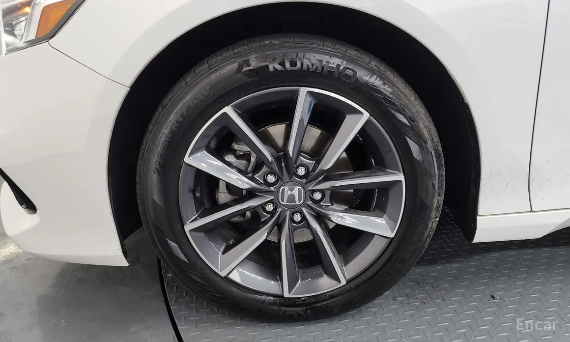 Фото 5 - Honda Accord