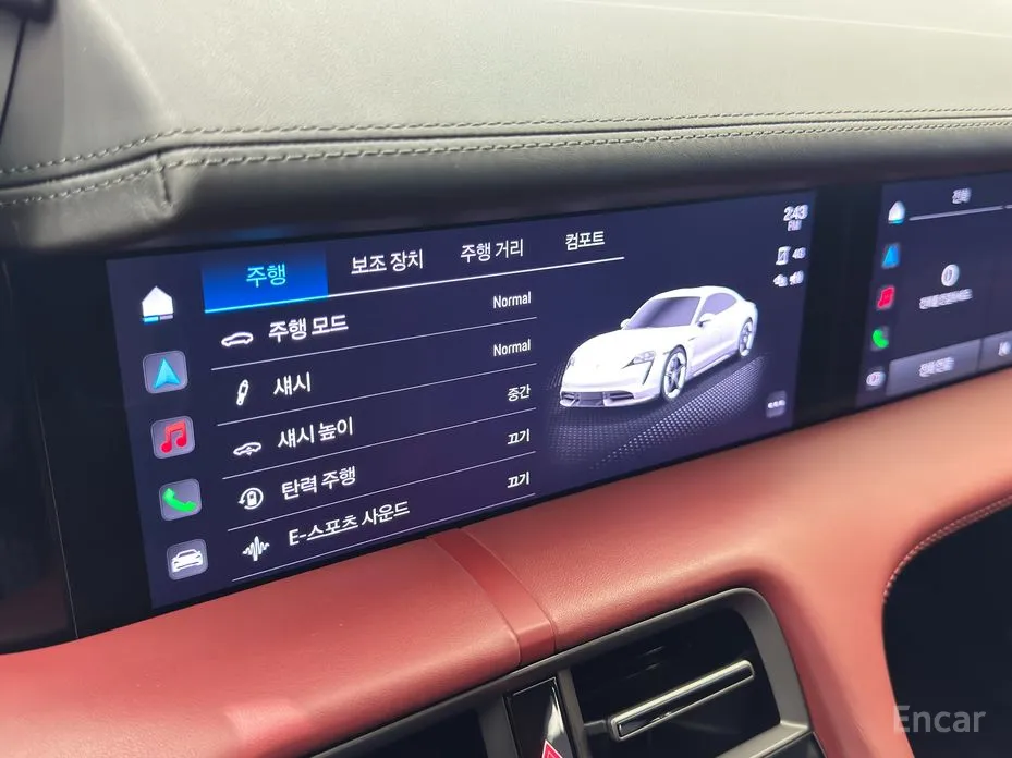 Фото 14 - Porsche Taycan