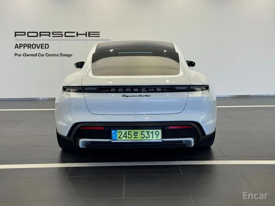 Фото 5 - Porsche Taycan