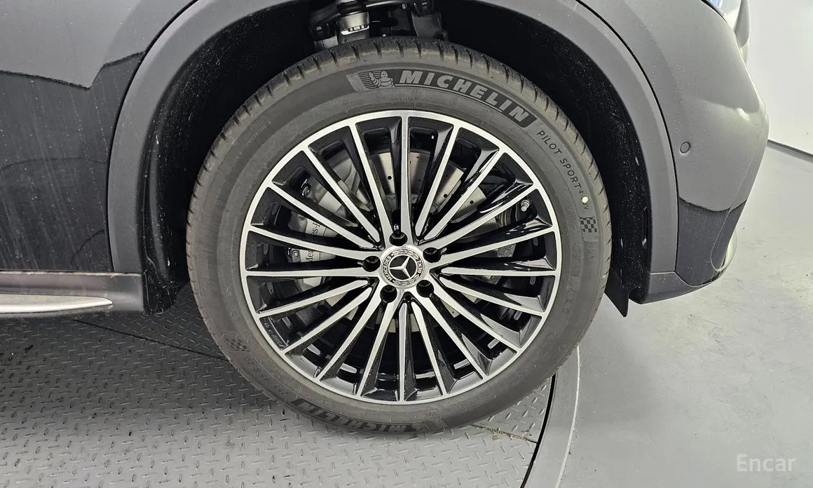 Фото 5 - Mercedes-Benz GLC-Class