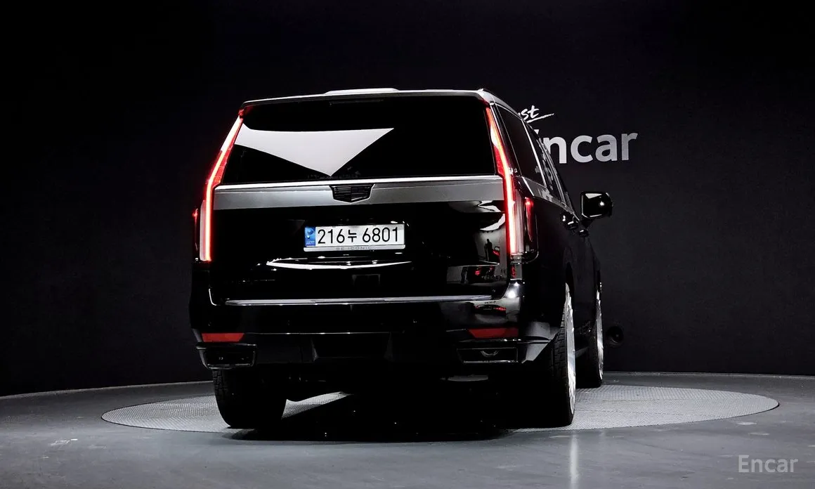 Фото 4 - Cadillac Escalade