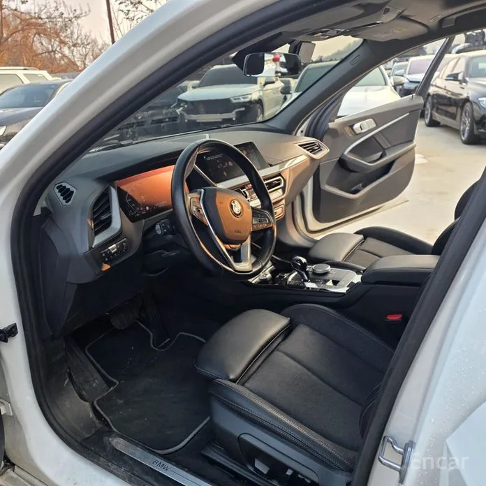 Фото 10 - BMW 1 Series