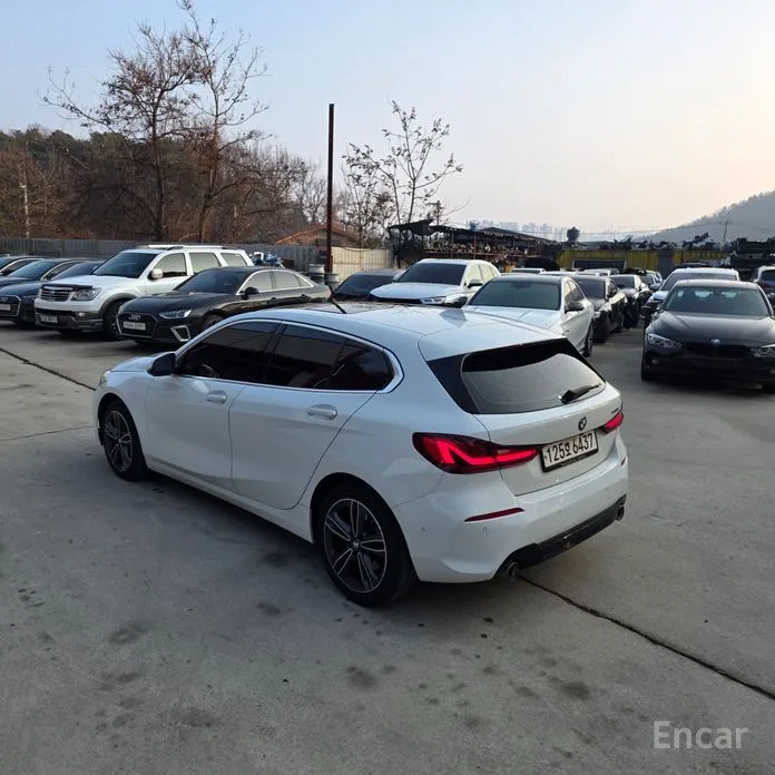 Фото 5 - BMW 1 Series