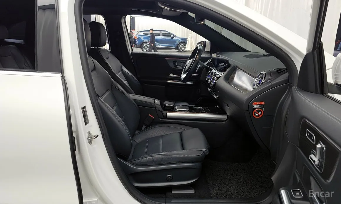 Фото 11 - Mercedes-Benz EQA