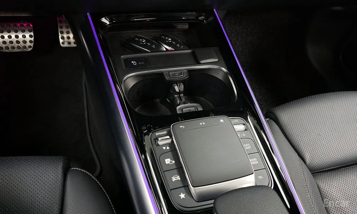 Фото 18 - Mercedes-Benz EQA