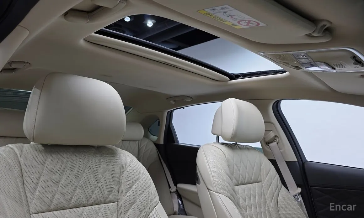 Фото 17 - Kia K9