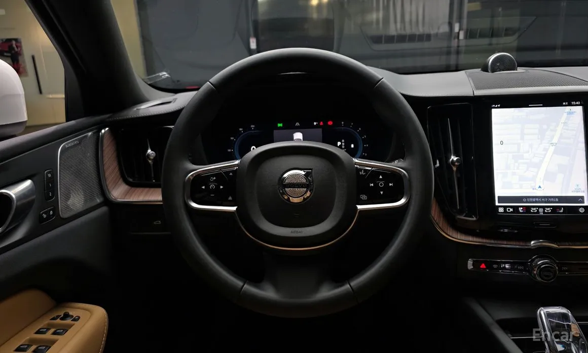 Фото 13 - Volvo XC60