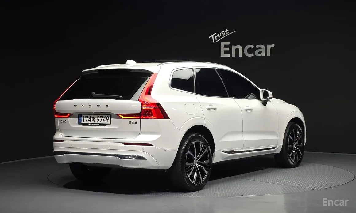 Фото 2 - Volvo XC60