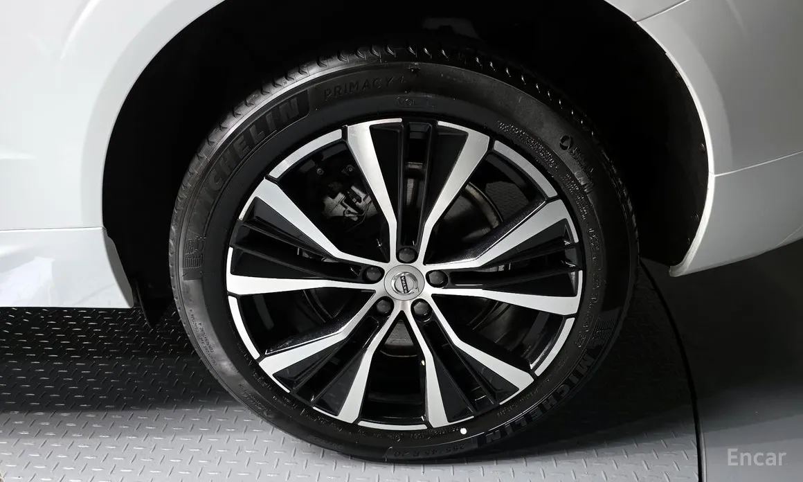 Фото 5 - Volvo XC60