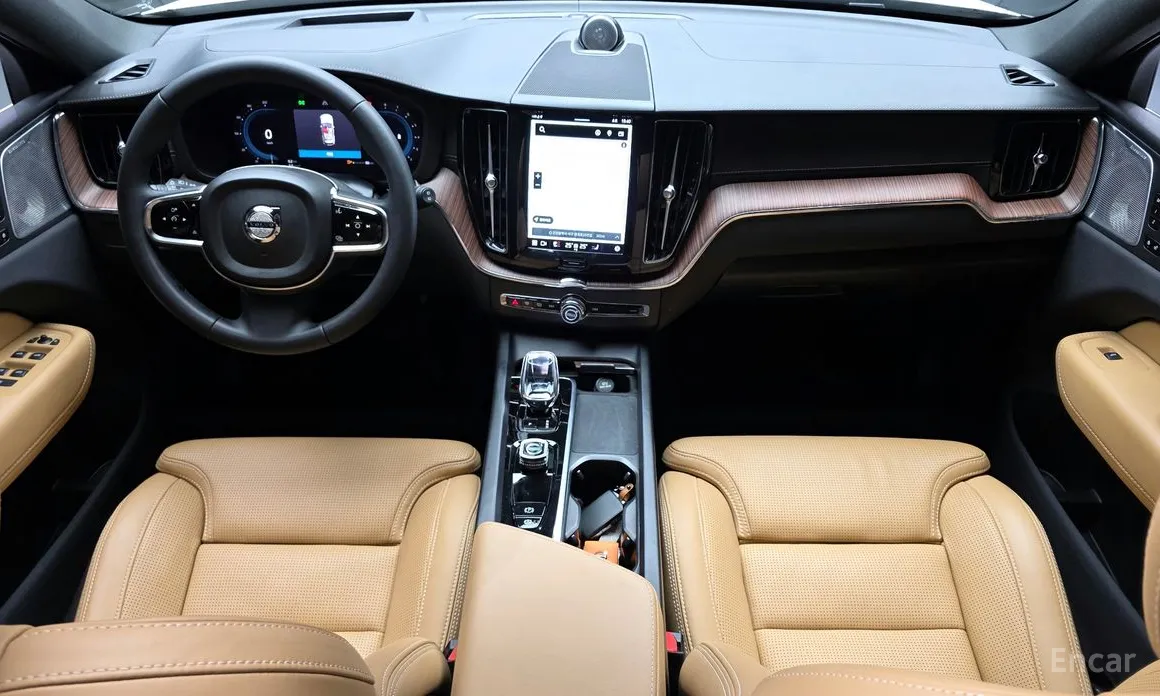 Фото 7 - Volvo XC60