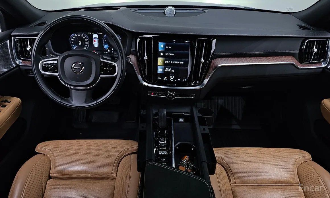 Фото 7 - Volvo V60