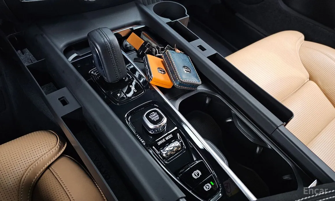 Фото 9 - Volvo V60