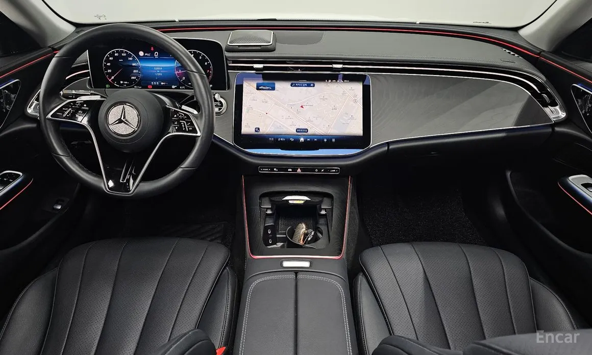 Фото 7 - Mercedes-Benz E-Class