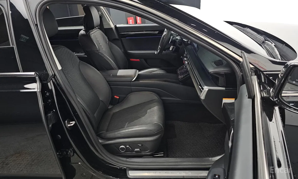 Фото 12 - Hyundai Grandeur