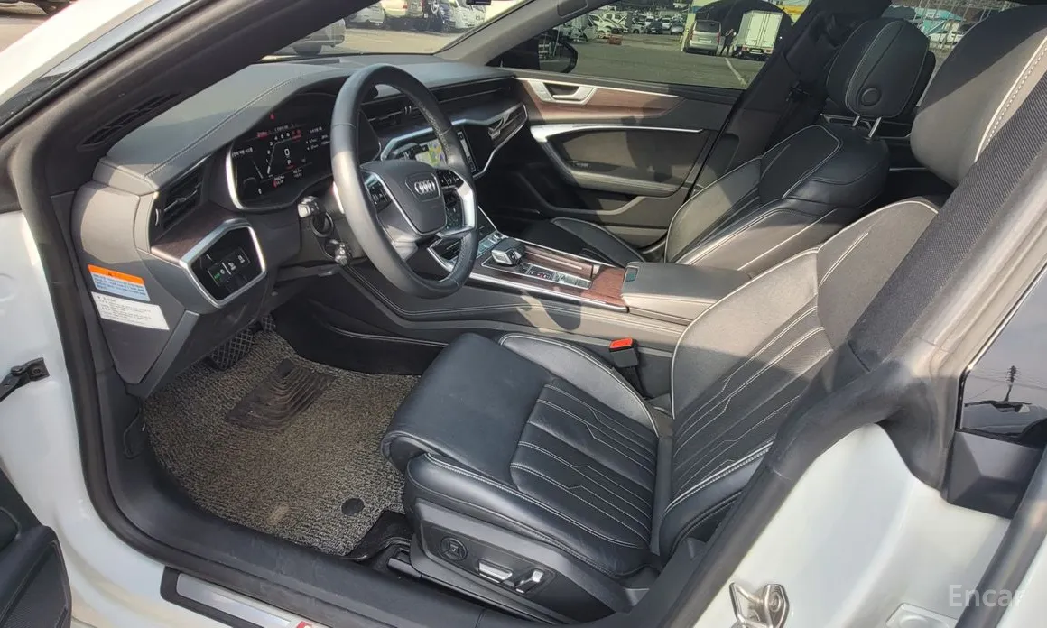 Фото 15 - Audi A7