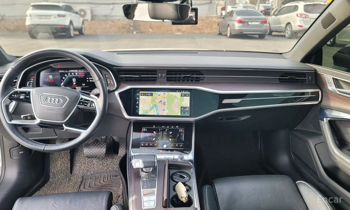 Фото 17 - Audi A7