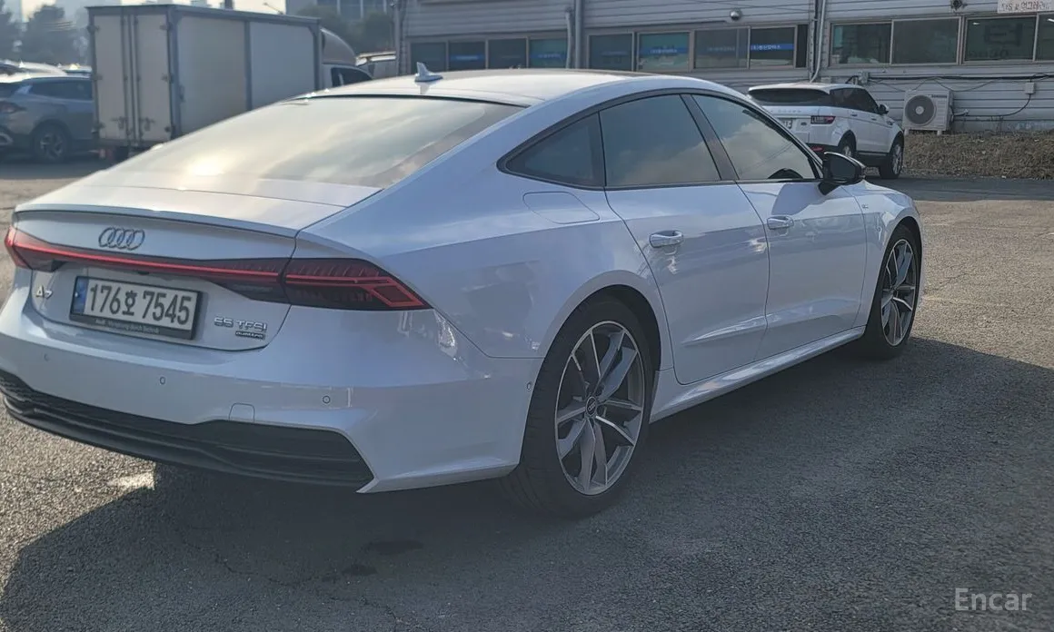 Фото 6 - Audi A7