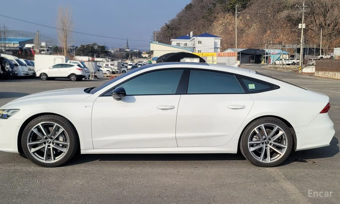Фото 7 - Audi A7