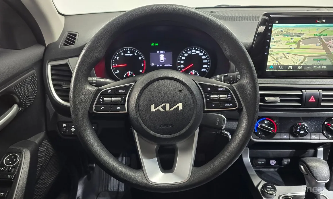 Фото 13 - Kia Seltos