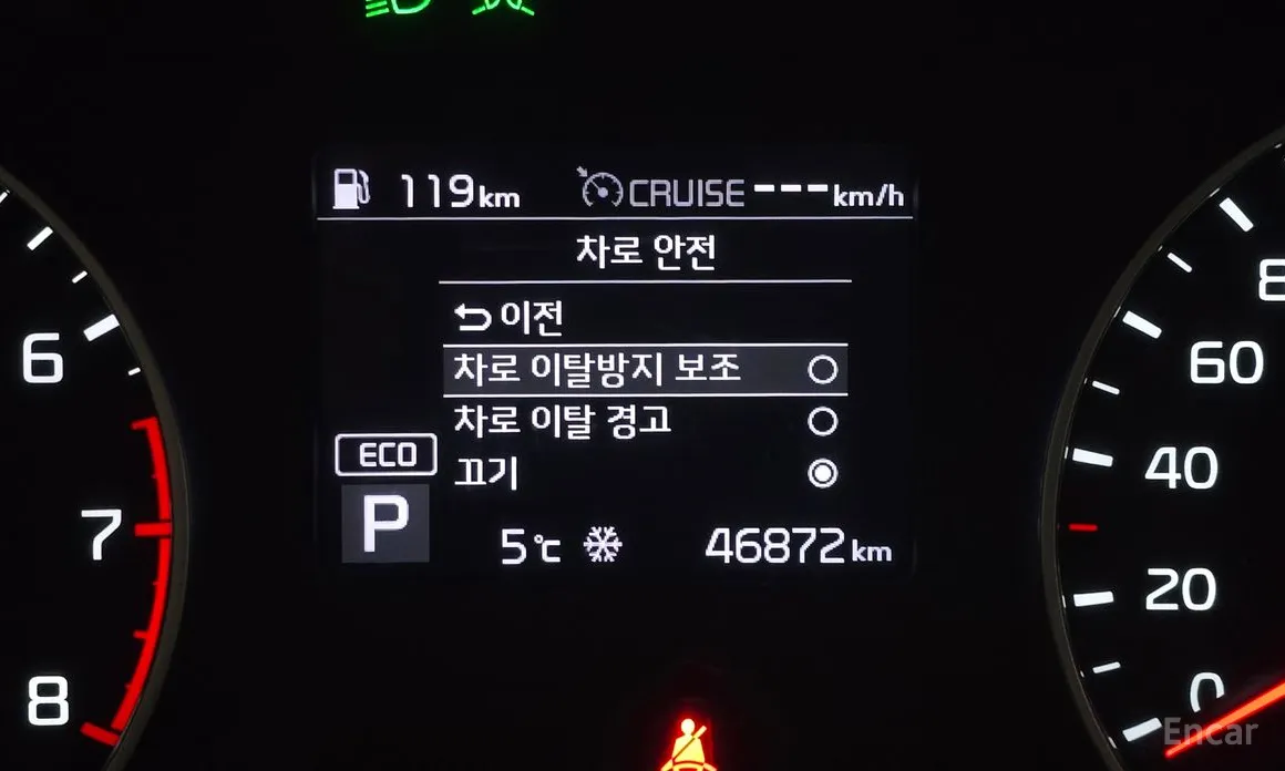 Фото 17 - Kia Seltos