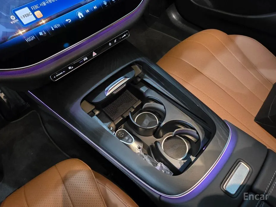 Фото 9 - Mercedes-Benz E-Class