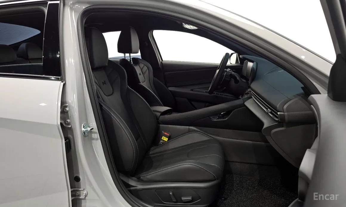 Фото 10 - Hyundai Avante