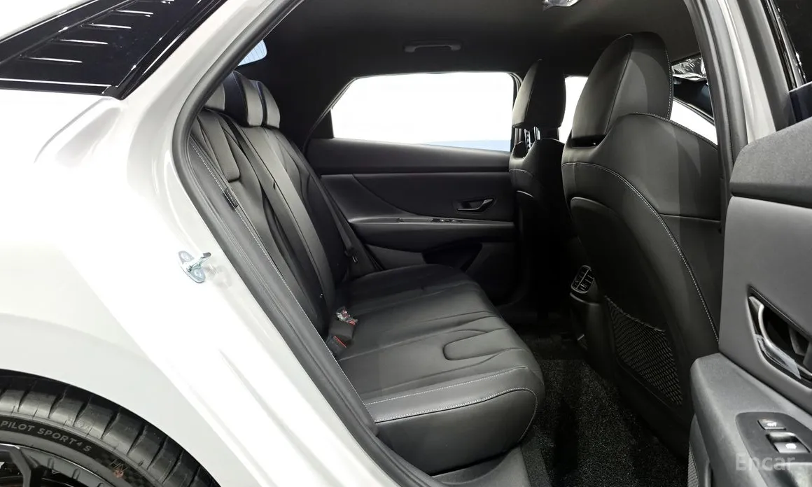 Фото 12 - Hyundai Avante