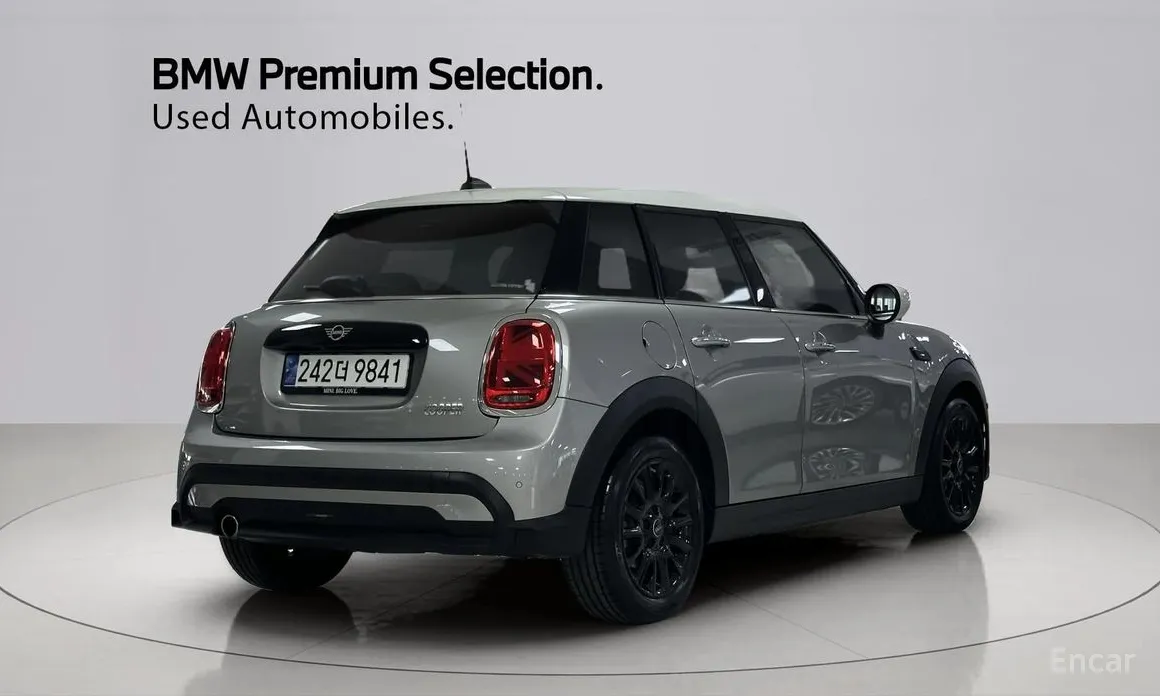 Фото 2 - Mini Cooper