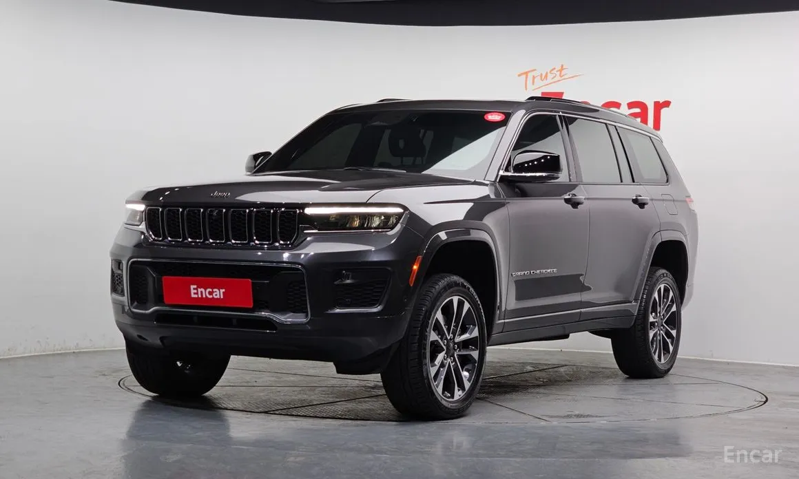 Фото 1 - Jeep Cherokee