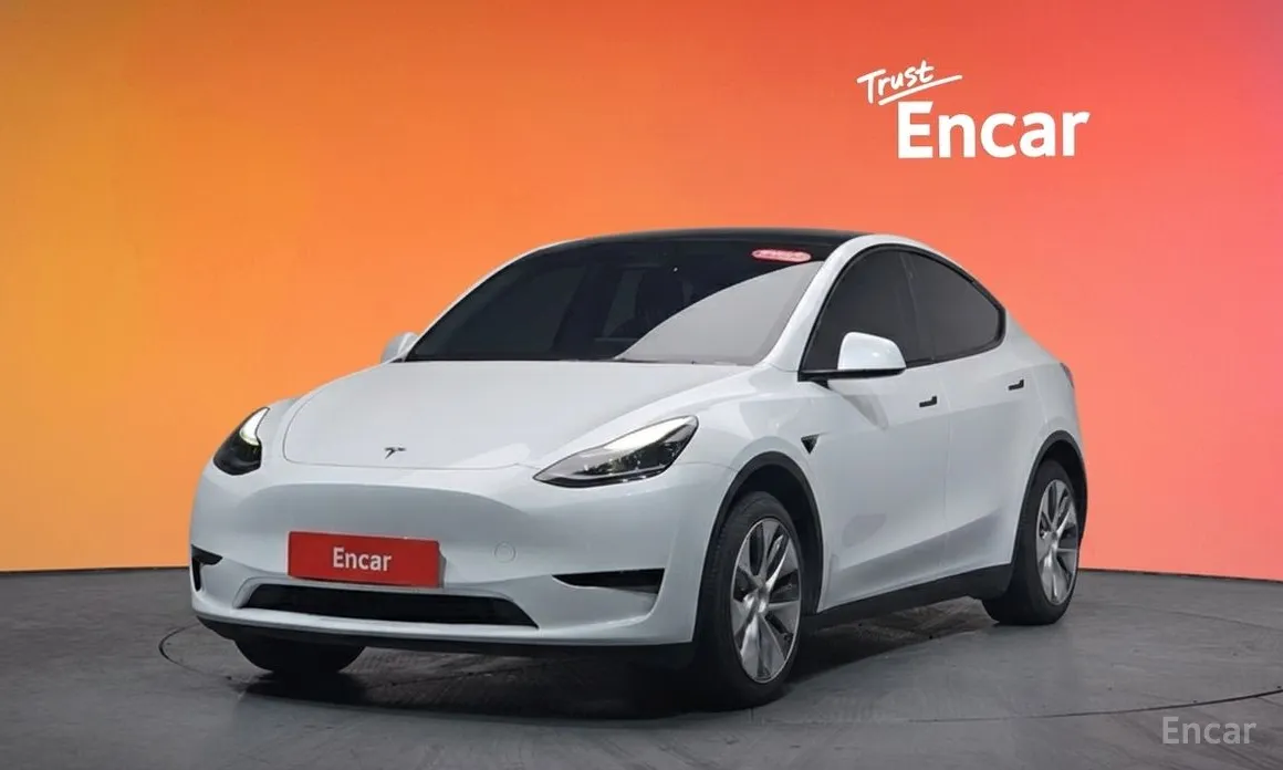 Фото 1 - Tesla Model Y