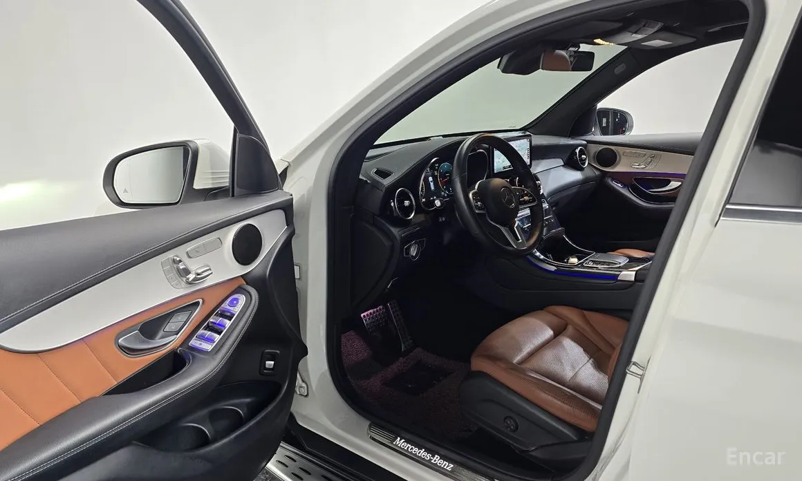 Фото 10 - Mercedes-Benz GLC-Class