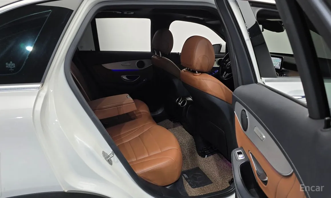 Фото 12 - Mercedes-Benz GLC-Class