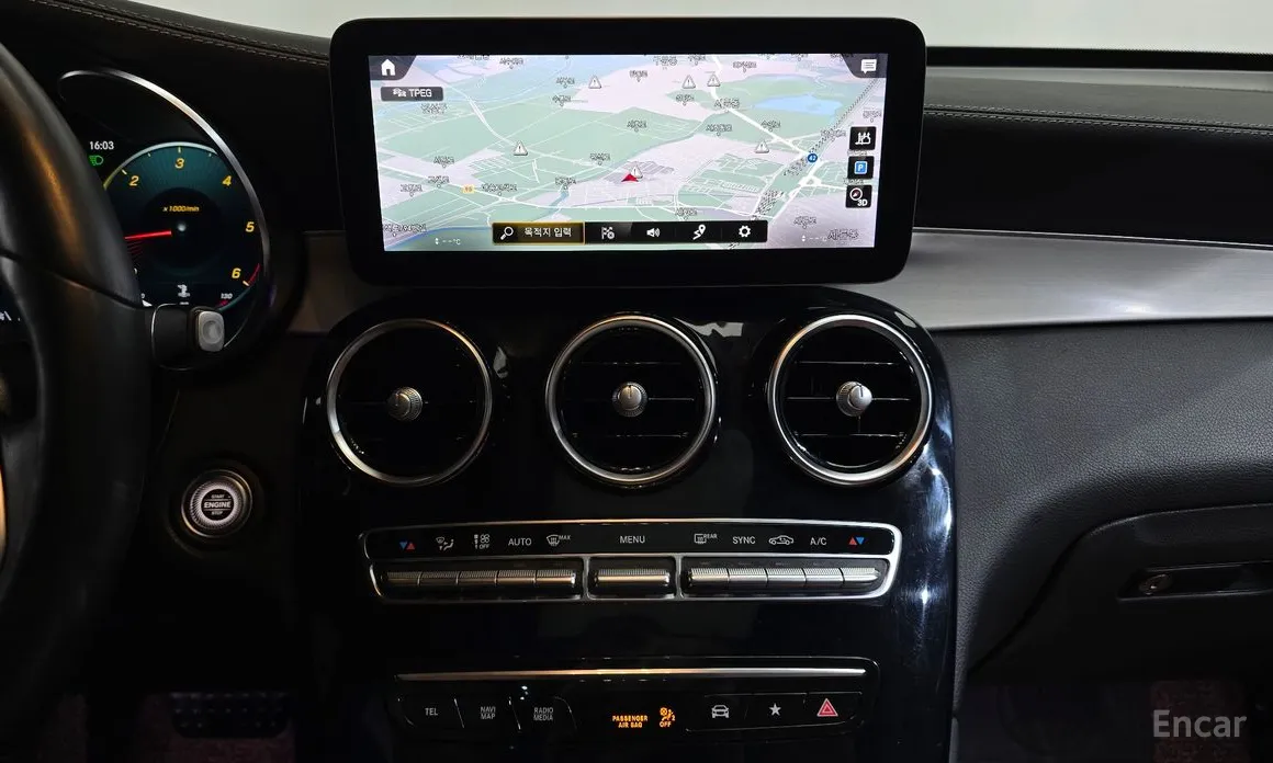 Фото 14 - Mercedes-Benz GLC-Class