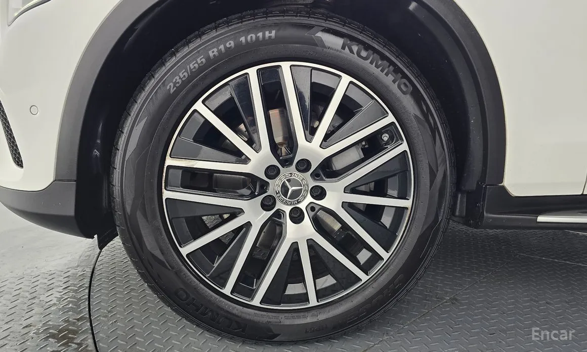 Фото 5 - Mercedes-Benz GLC-Class