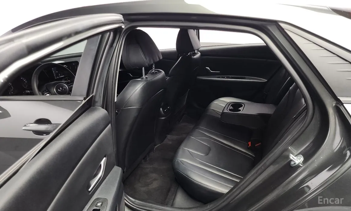 Фото 12 - Hyundai Avante