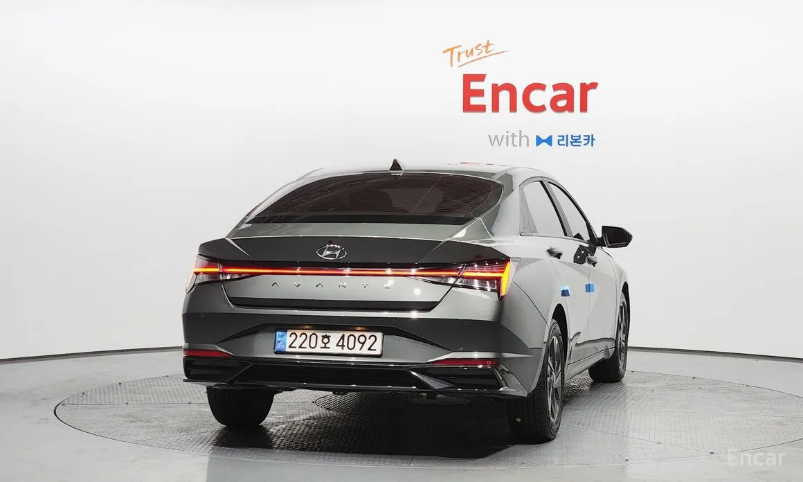 Фото 4 - Hyundai Avante