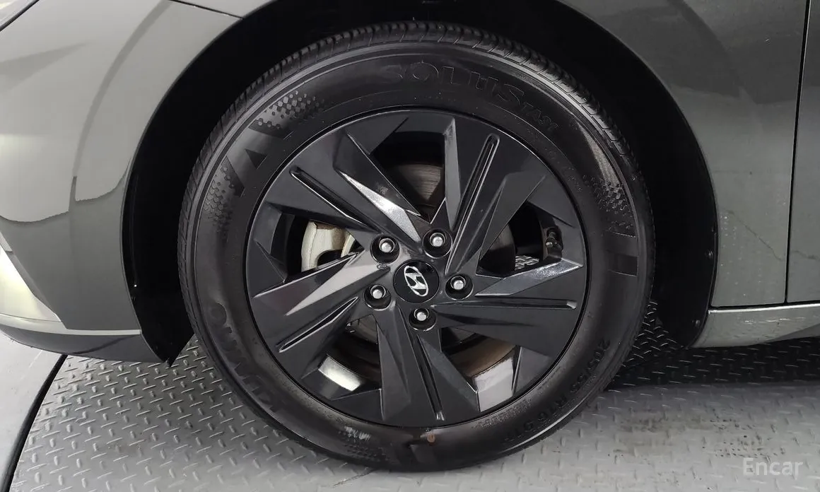 Фото 5 - Hyundai Avante