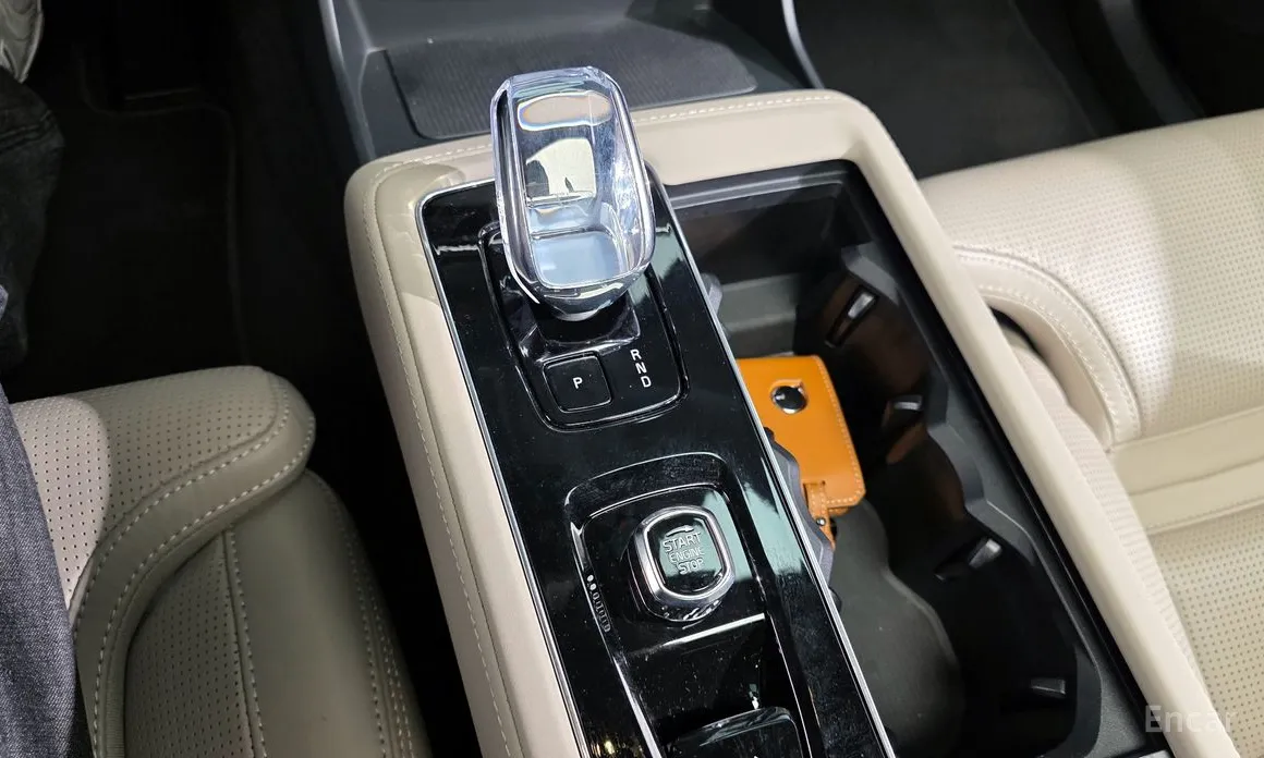 Photo 9 - Volvo XC90