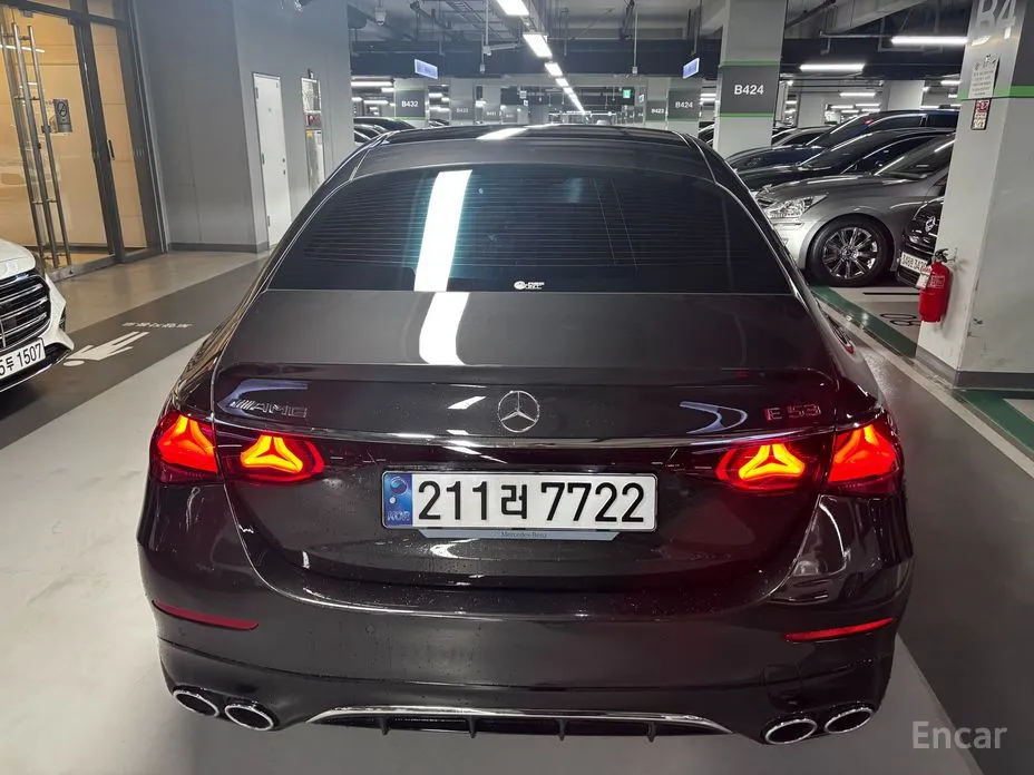 Фото 6 - Mercedes-Benz E-Class