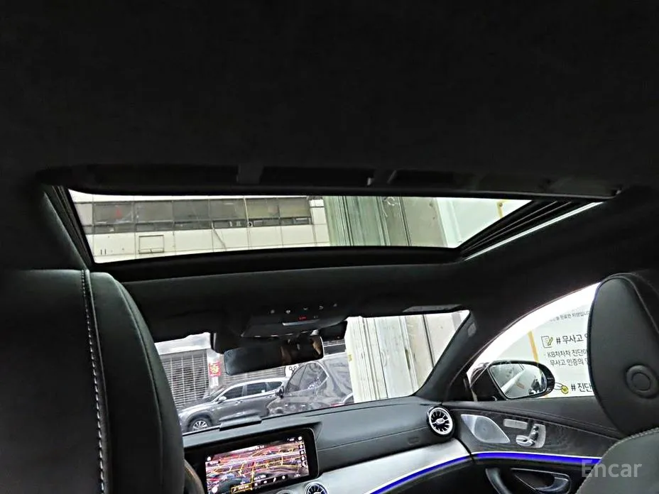 Фото 17 - Mercedes-Benz AMG GT