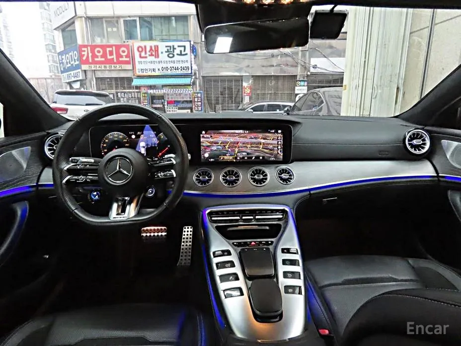 Фото 7 - Mercedes-Benz AMG GT