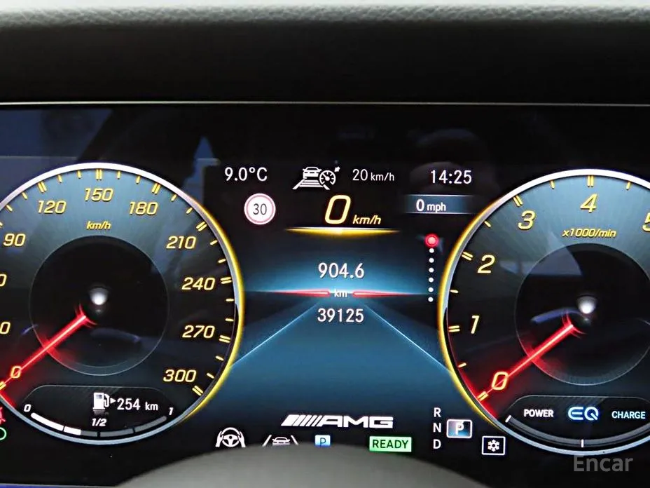 Фото 8 - Mercedes-Benz AMG GT