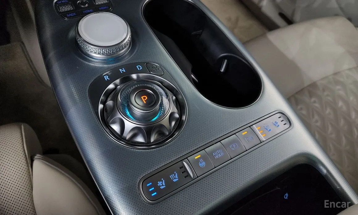 Фото 9 - Genesis GV60