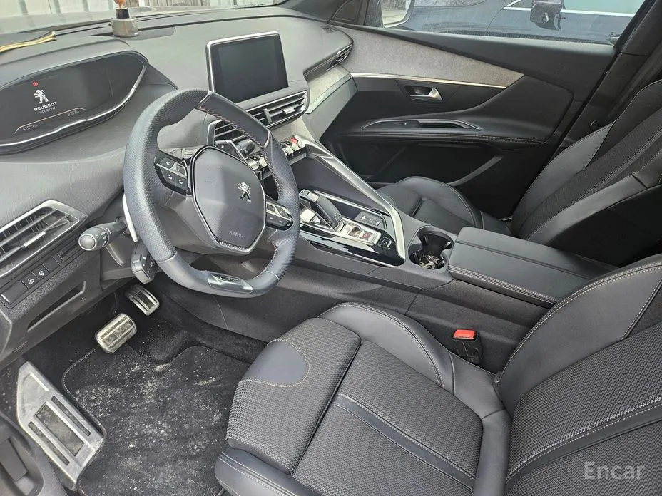 Фото 4 - Peugeot 3008