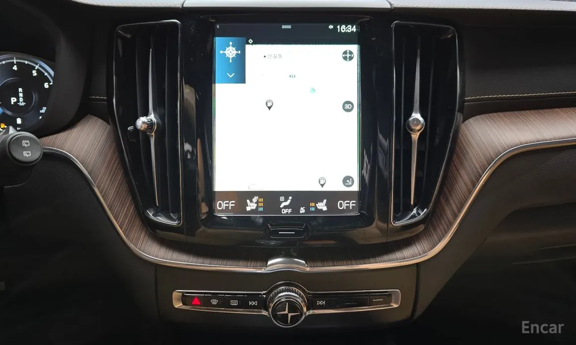 Фото 14 - Volvo XC60