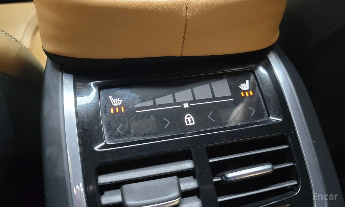 Фото 17 - Volvo XC60